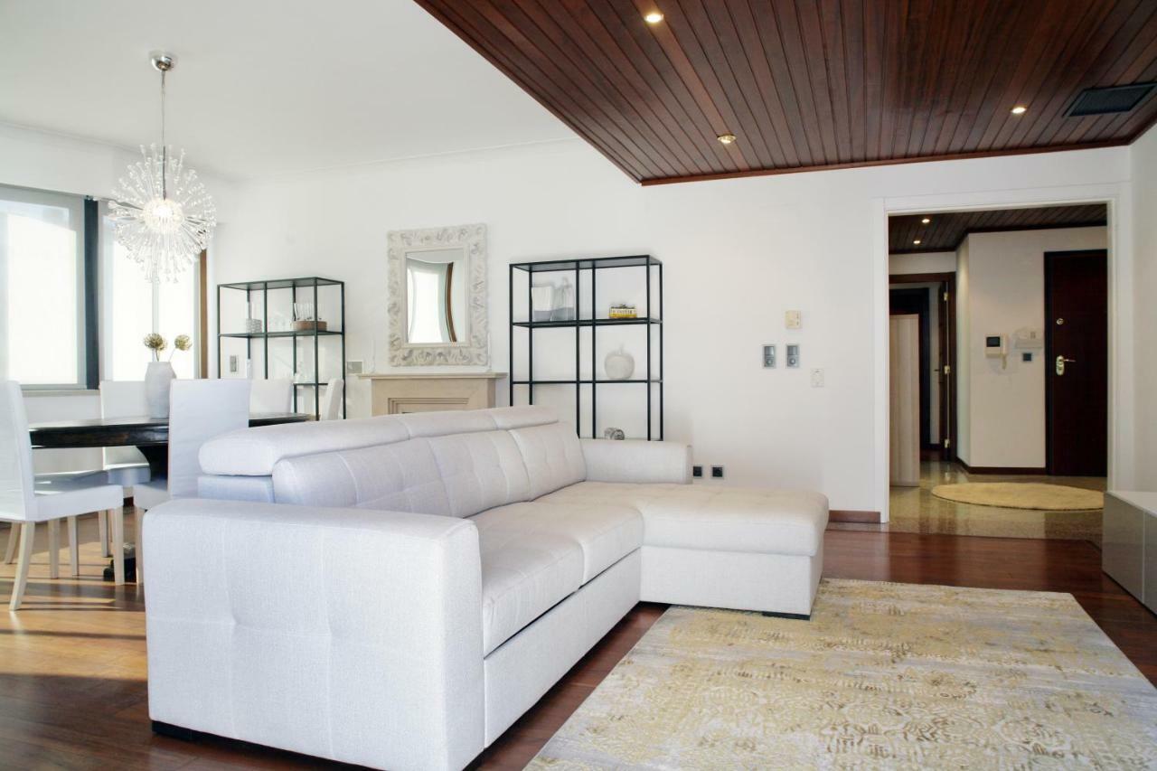 Parque Das Nacoes - Fil Pool Apartment Lissabon Buitenkant foto